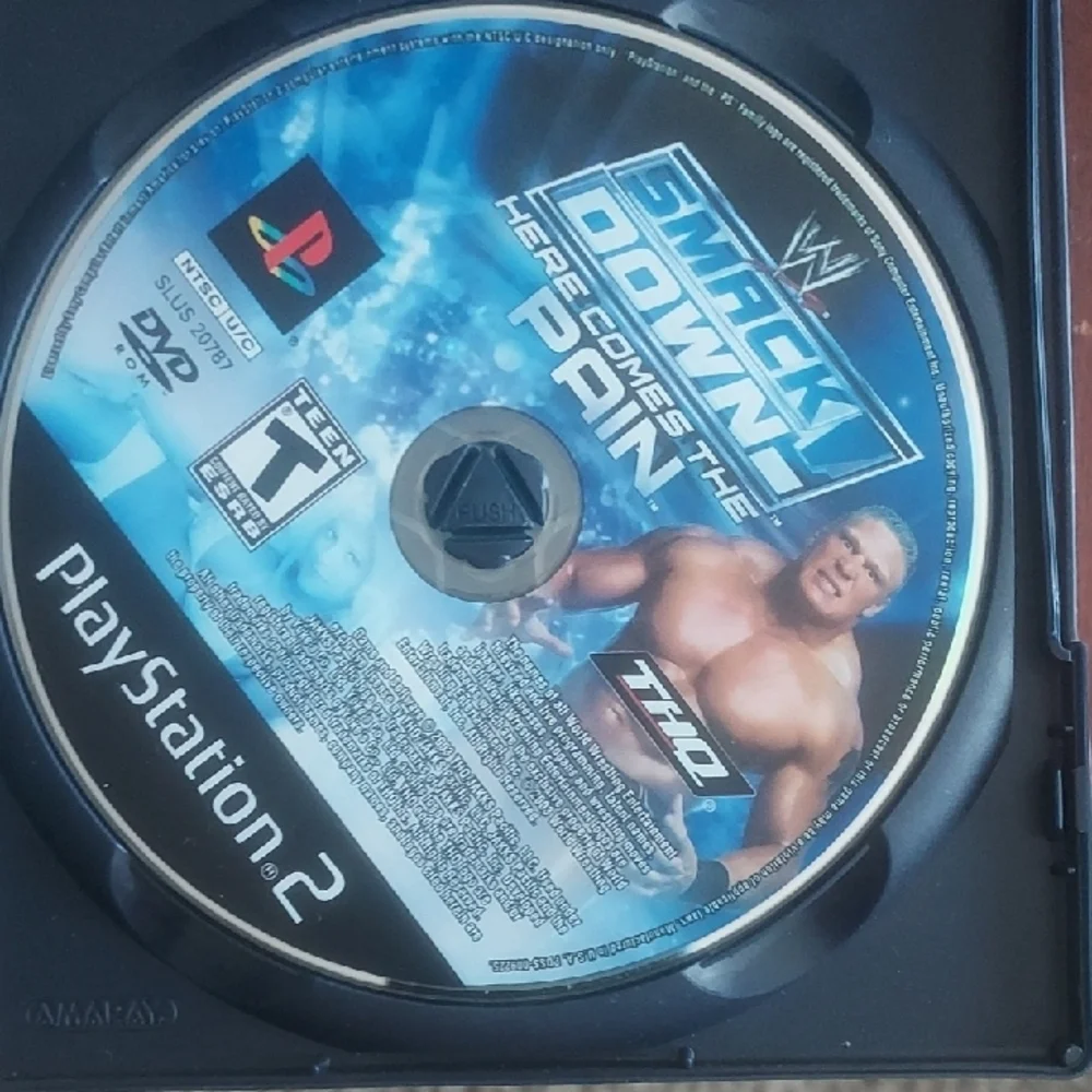 HQ Metallic Blue WWE SmackDown! Here Comes the Pain Video Game - Picture 4 of 6